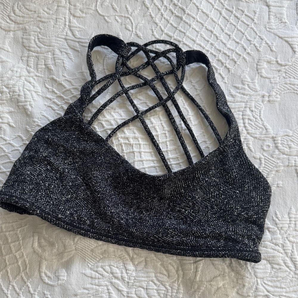 Lululemon bra